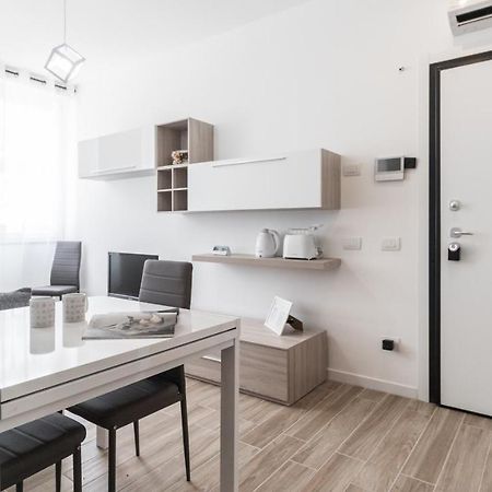Italianway - Savona 146 Apartment Милано Екстериор снимка